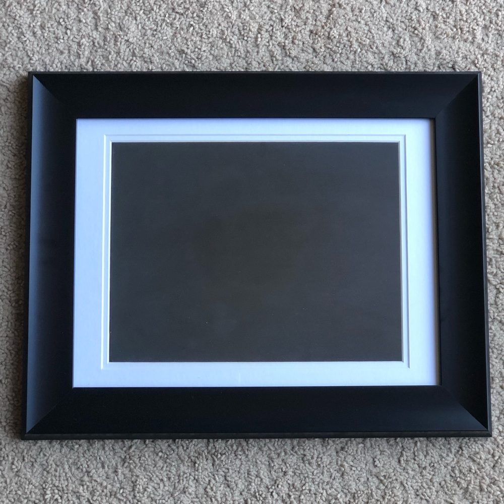 Black and white picture frame